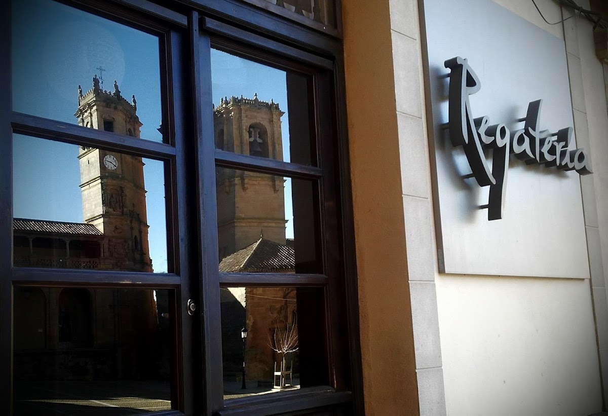 Regateria Cañas Y Copas