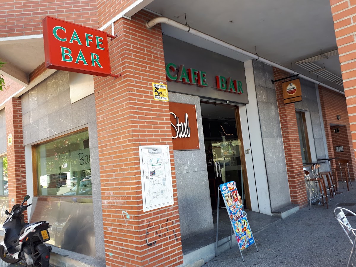 Café Bar 'Steel'