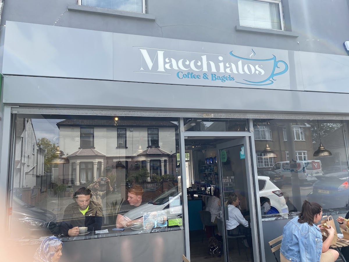 Macchiatos Coffee & Bagels Shop