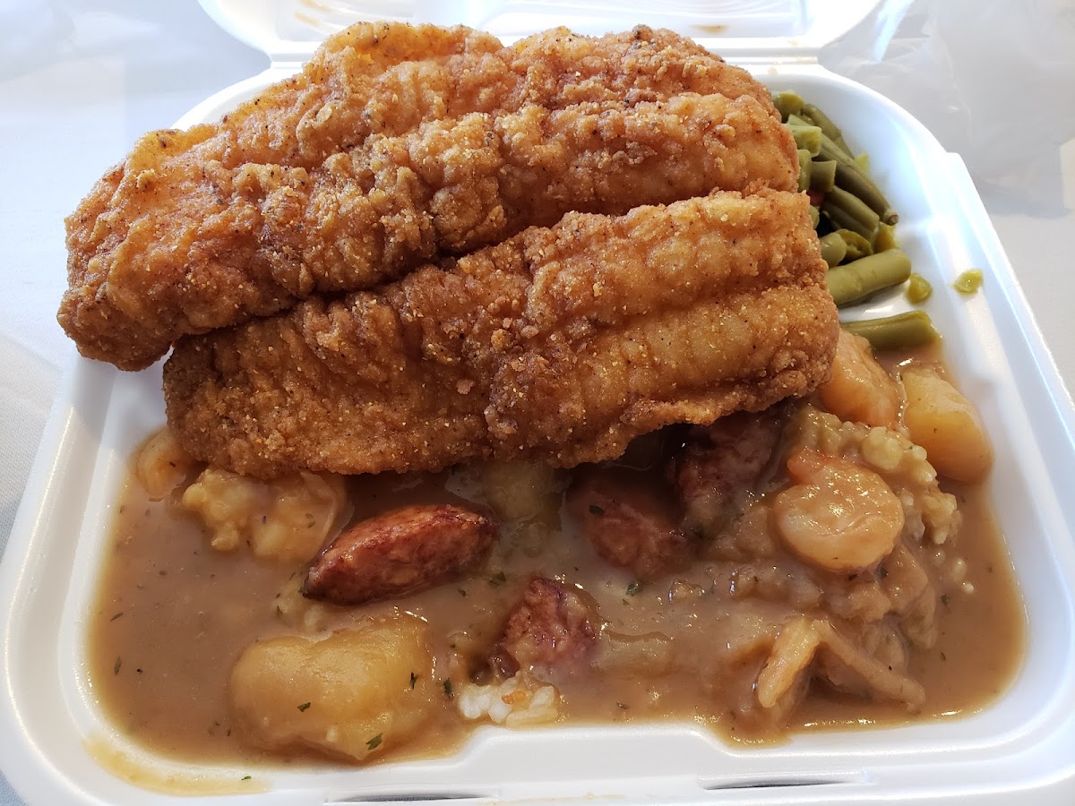 Ref's Southern Cafe & Catering - 7