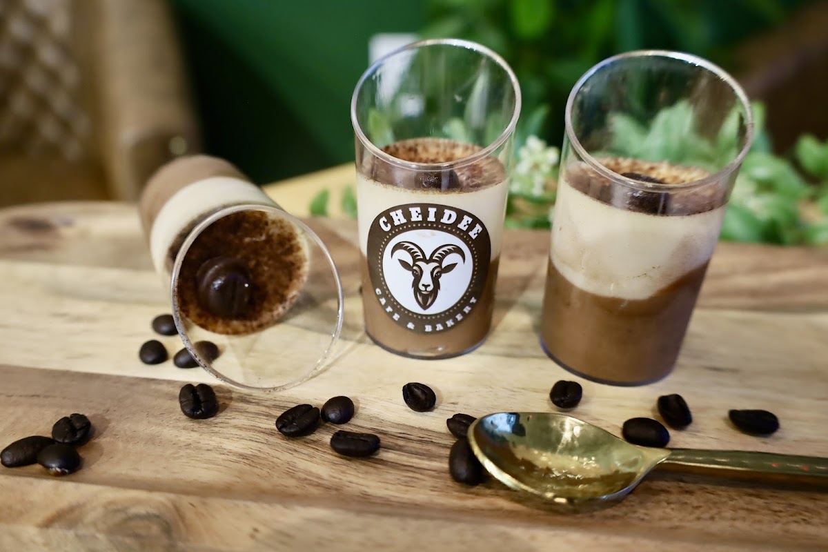 Cheidee Cafe & Bakery - 6