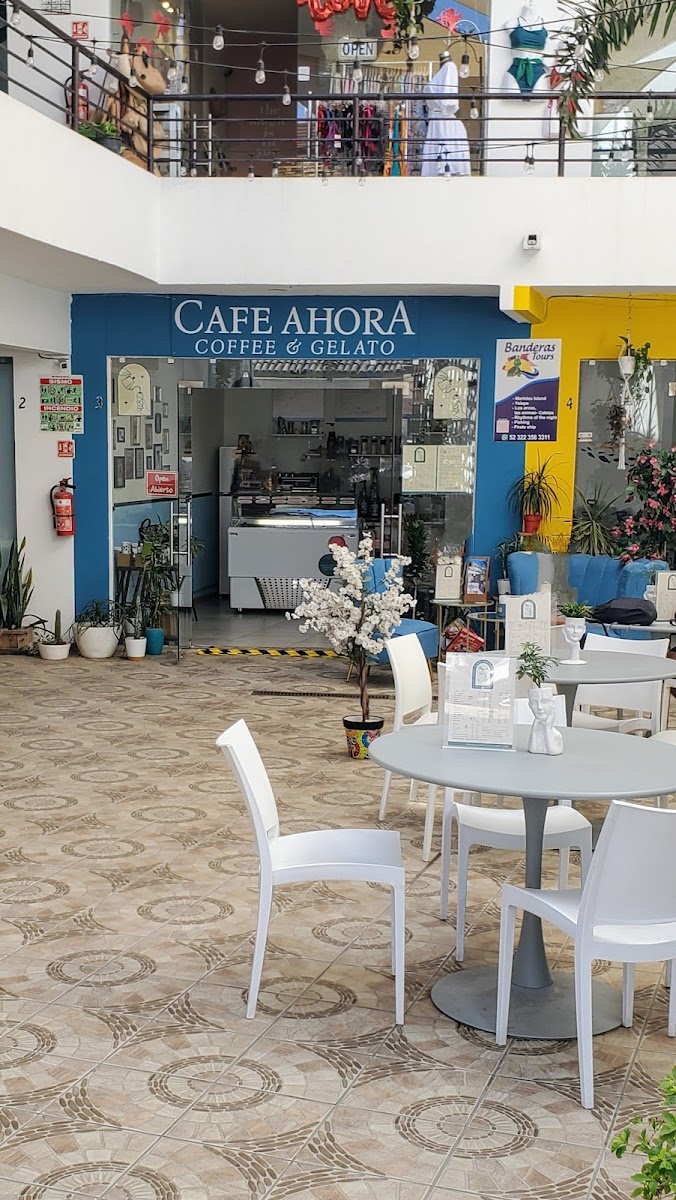 Café Ahora - 10
