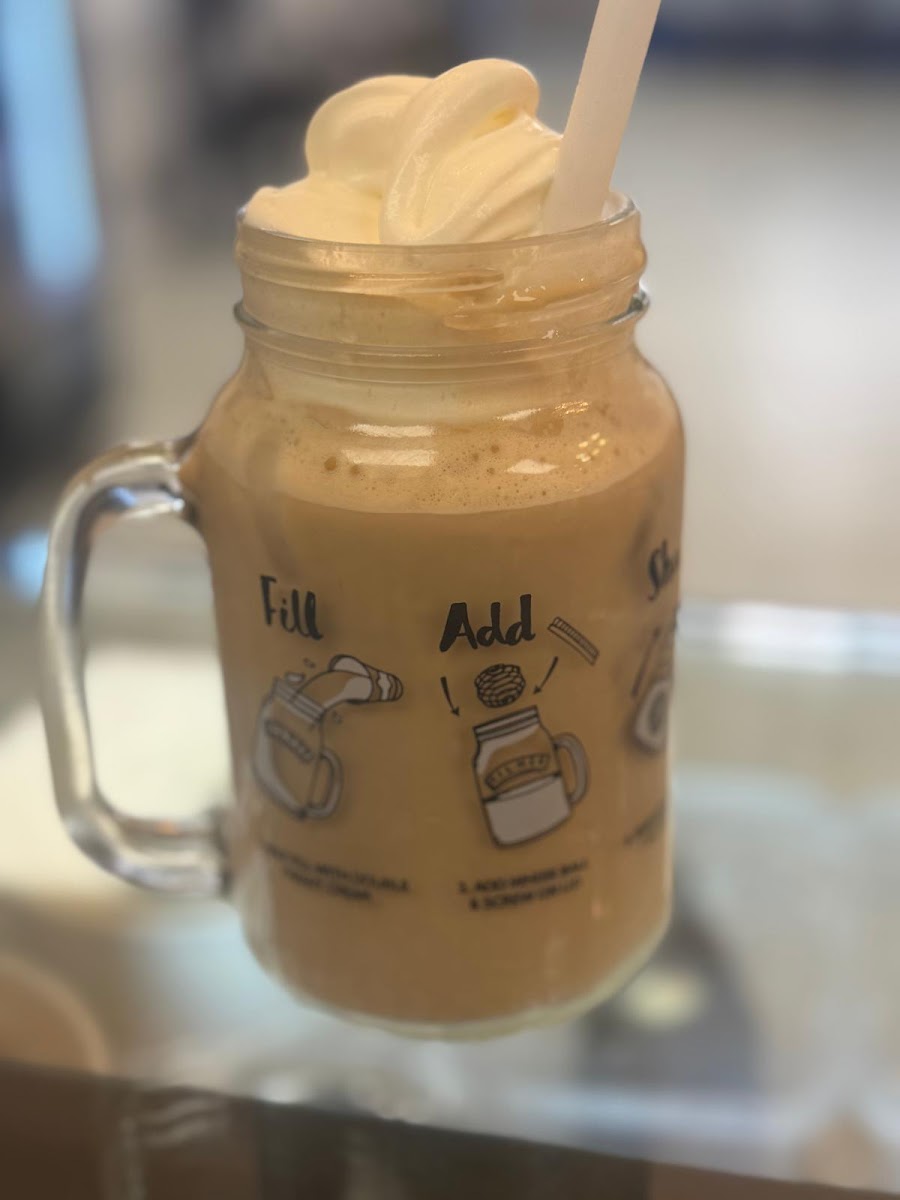 Huda cafe and lounge - 7