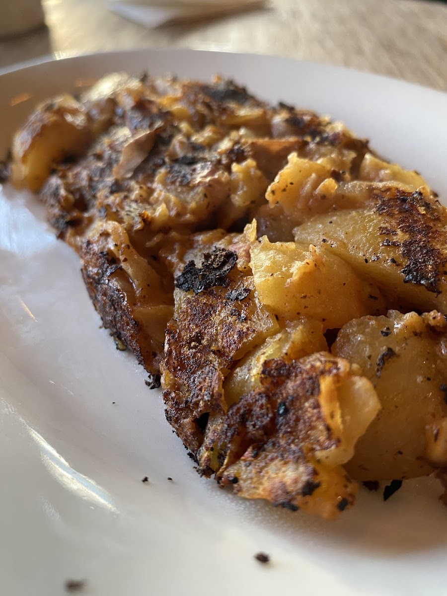 Betty's Snack Bar - 7