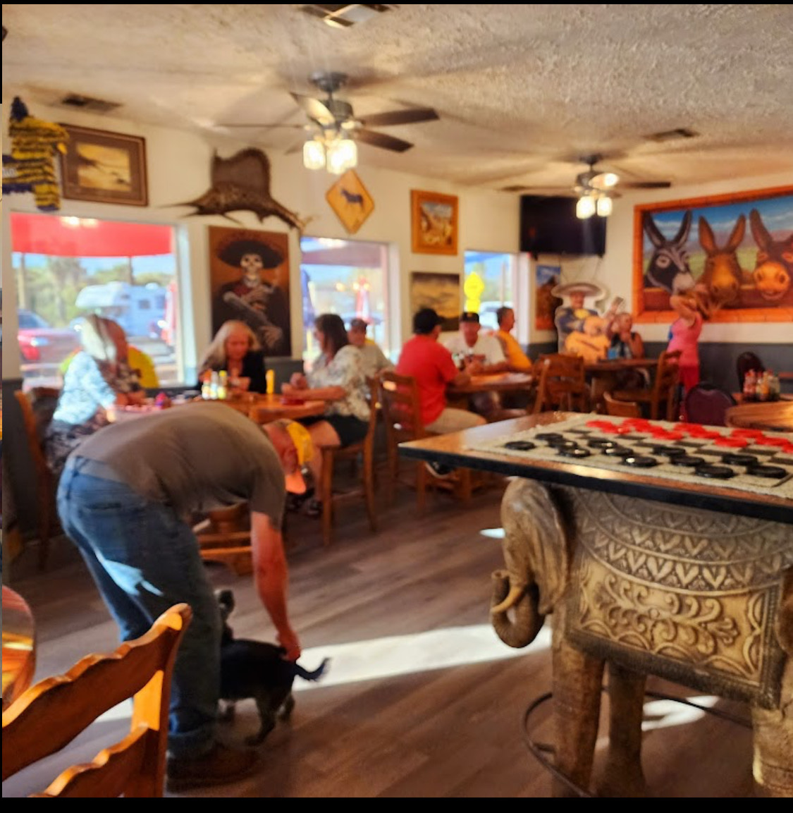 El Guapo Burro Cantina