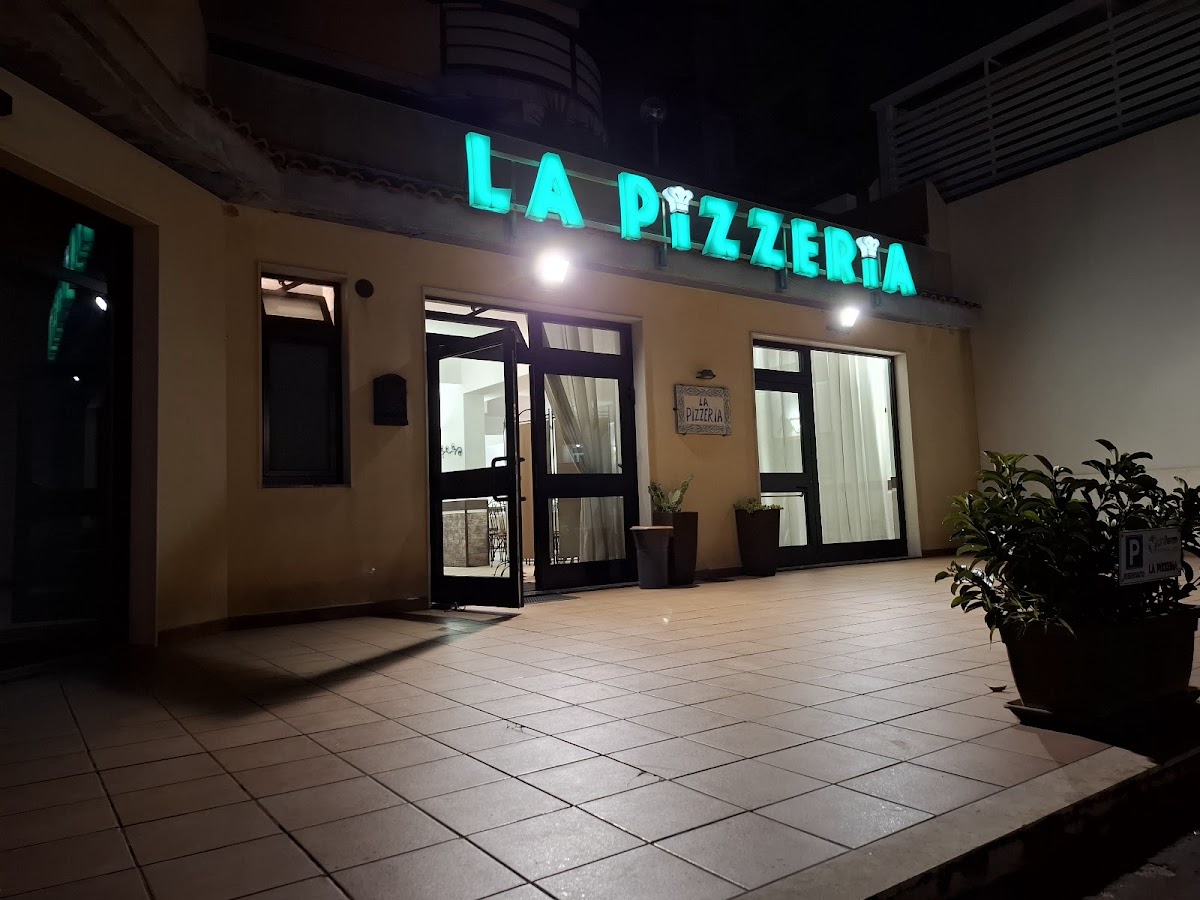 La Pizzeria