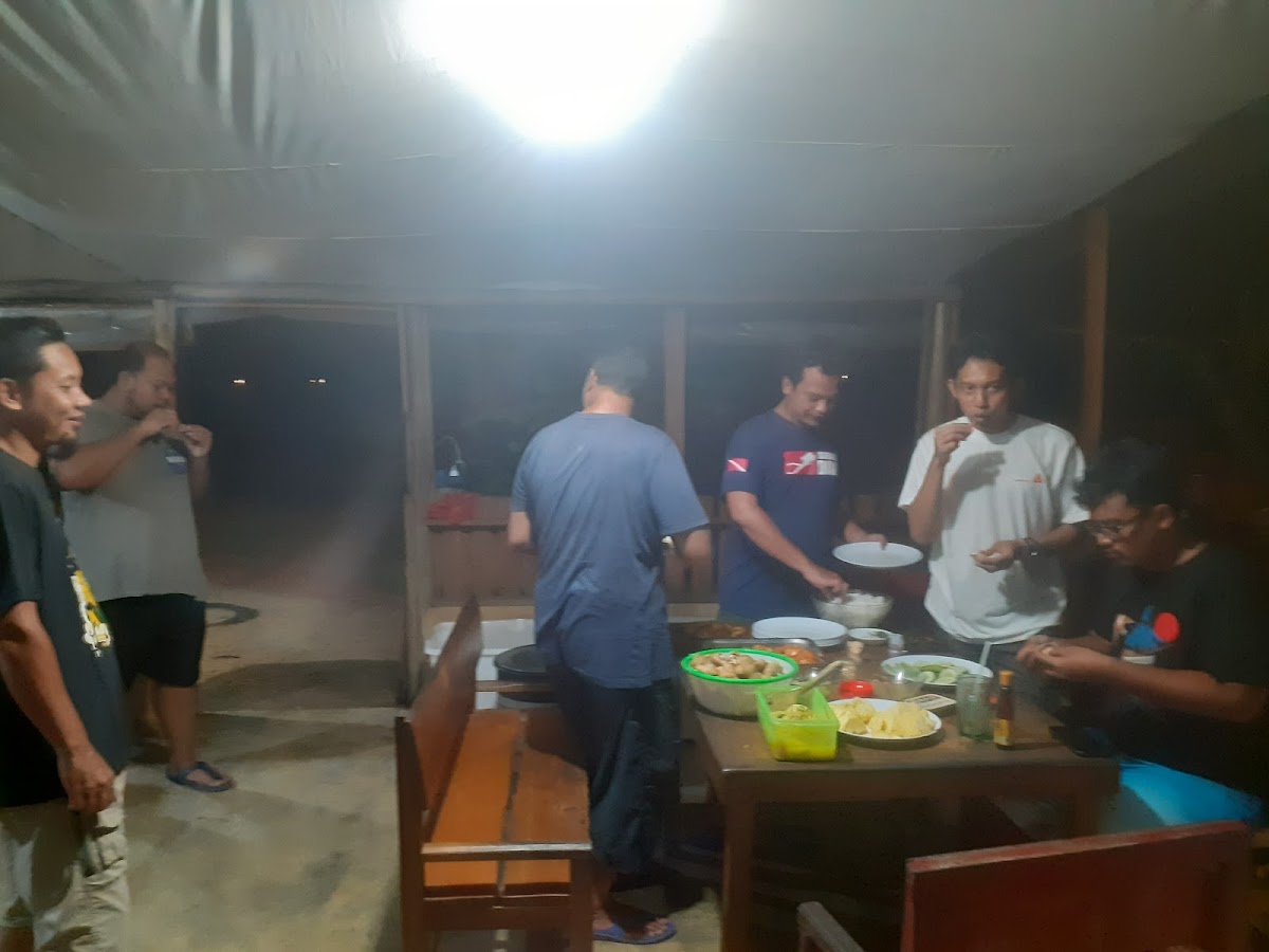 Warung dan Homestay BUNDA