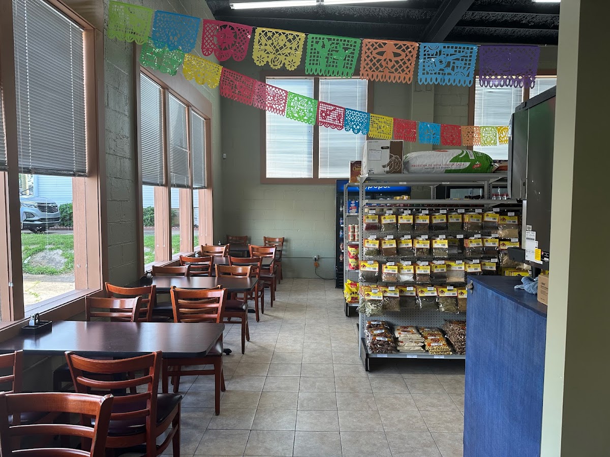 Bodega Market Luncheria & Groceries