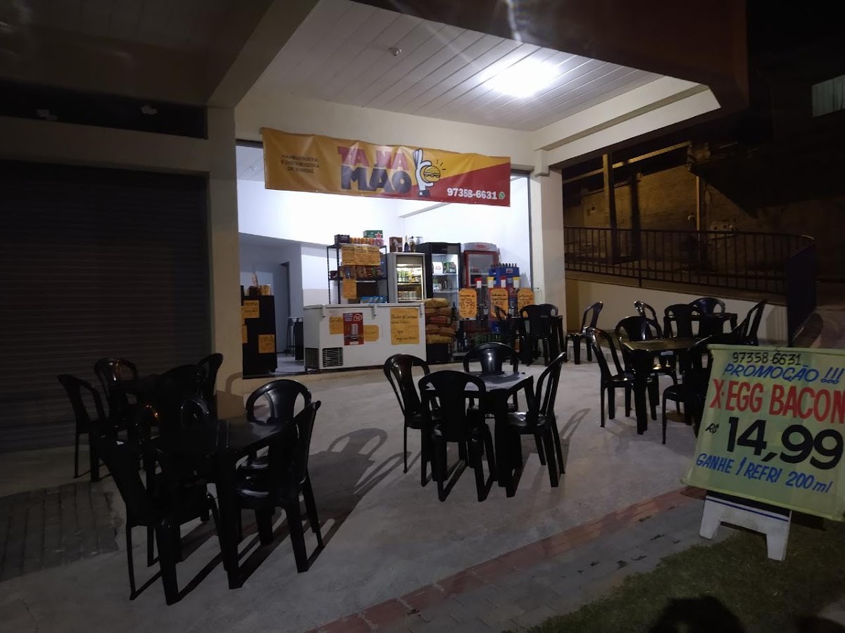 TÁ NA MÃO- Hambúrgueria e distribuidora de bebidas