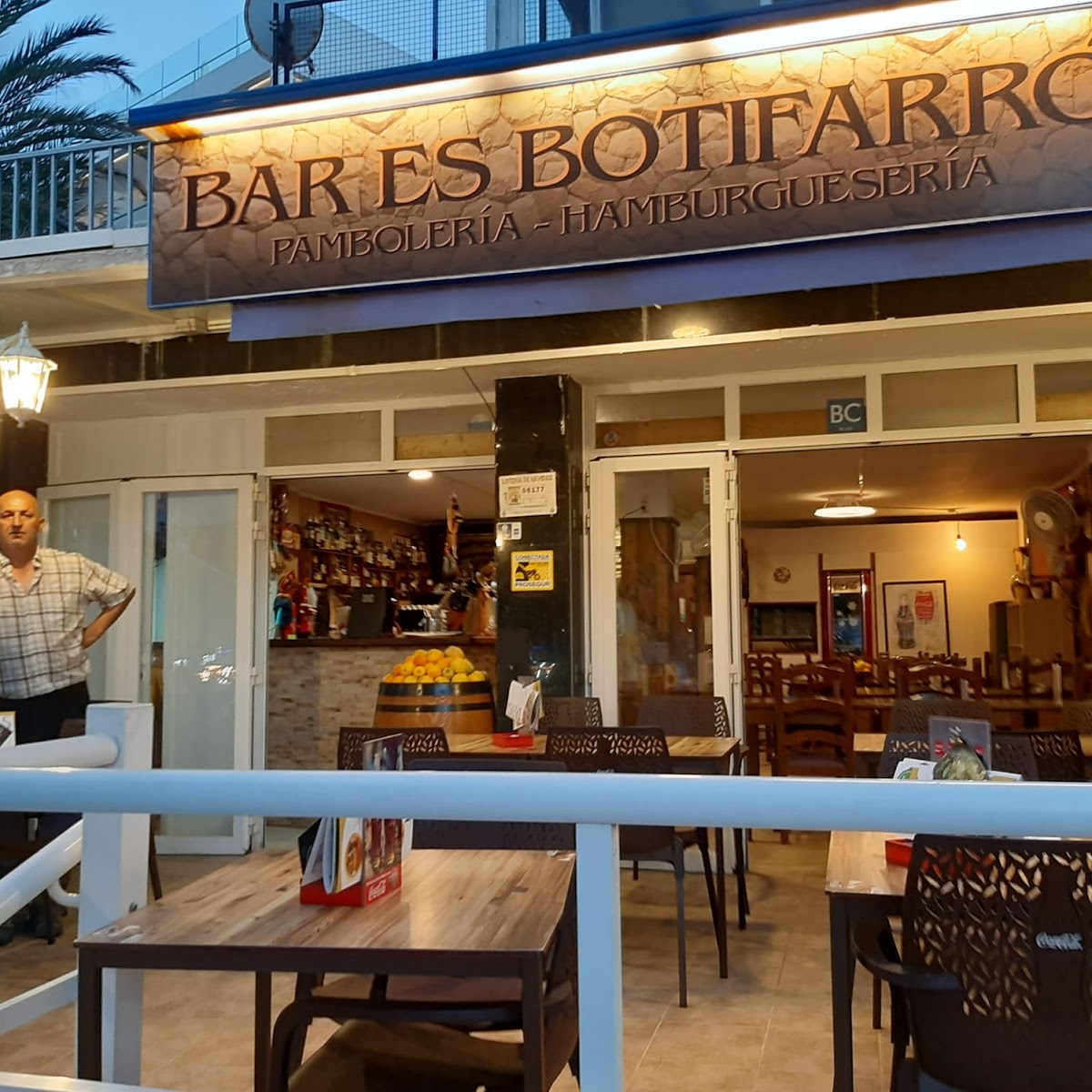 Pamboleria Es botifarro