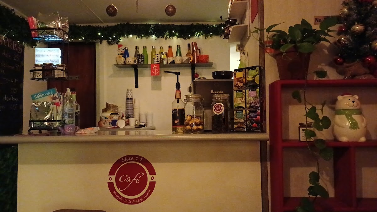 Siete.17 Café
