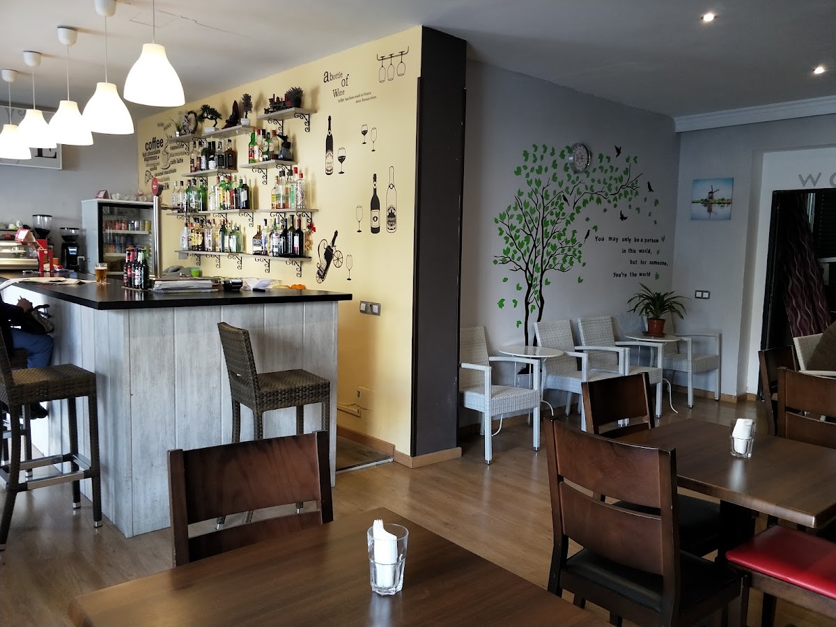 Grand Cafe Cafeteria