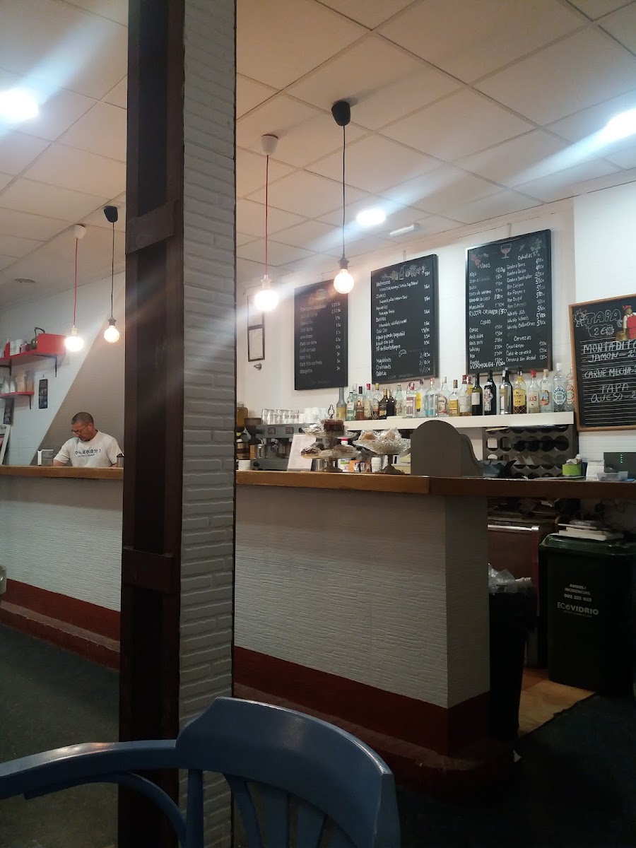 Cafetería La Puerta Sol - 4