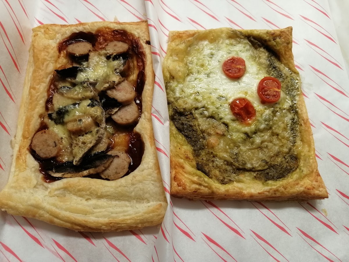 Wonky Sarnie café ️ - 4