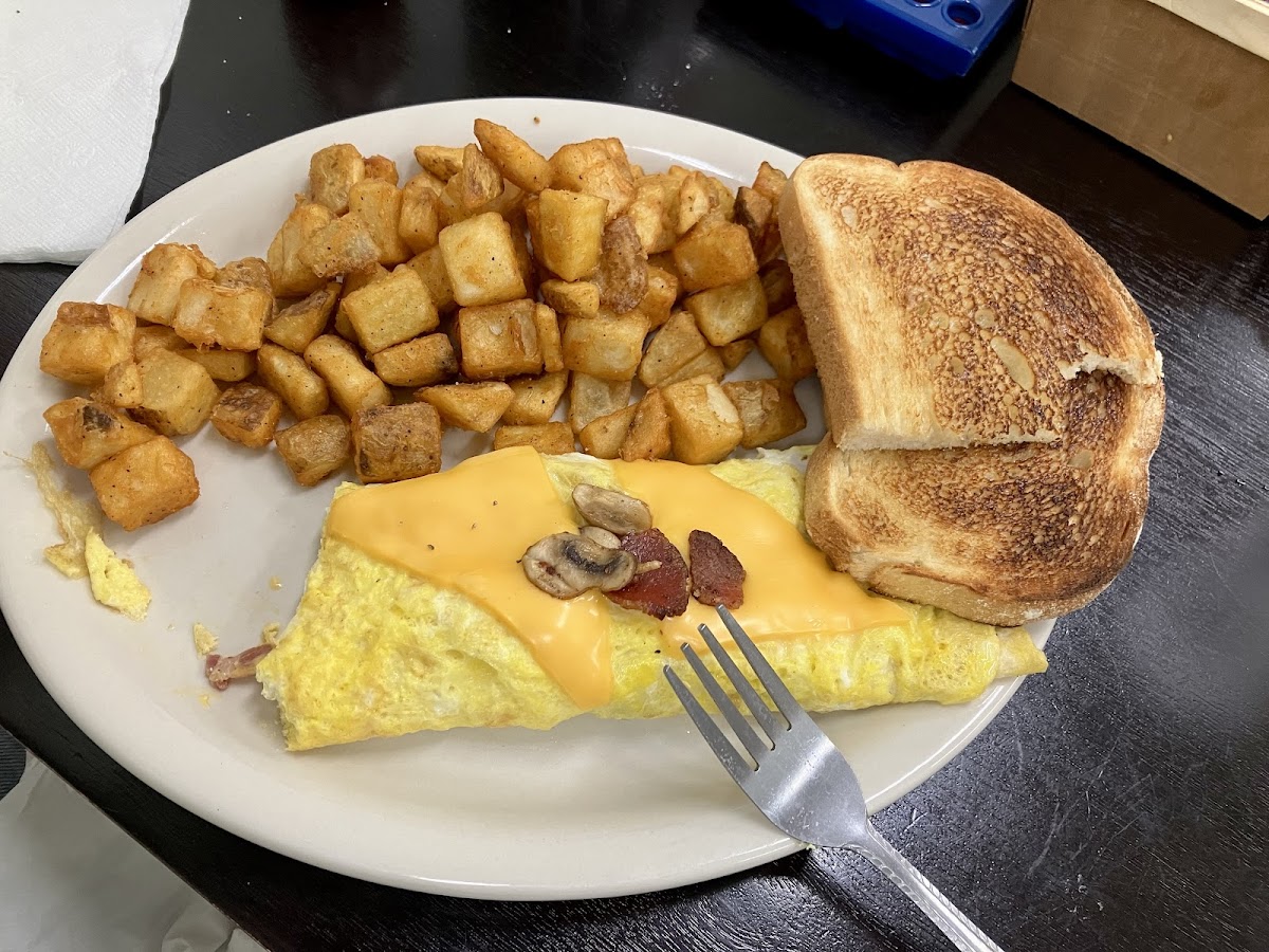 The Daily Bread Cafe - 3