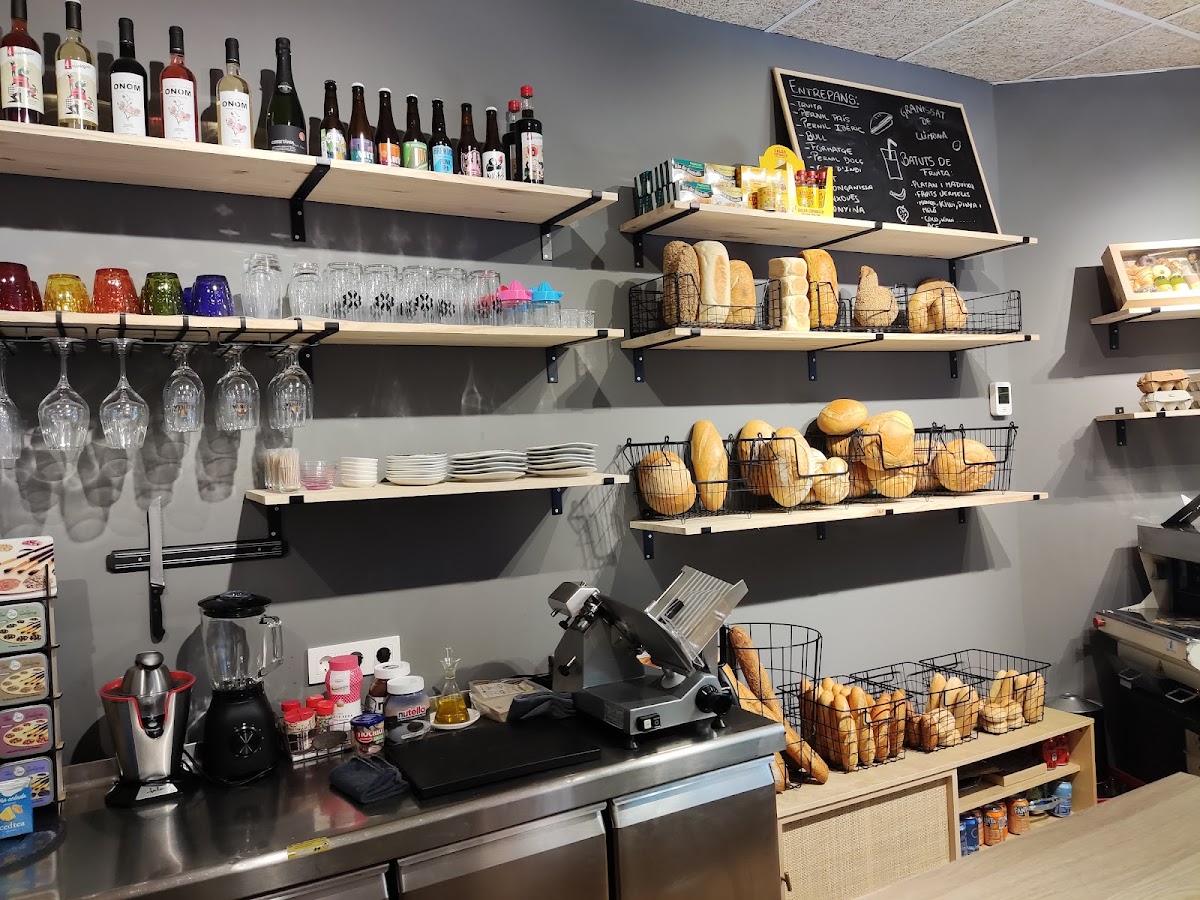 Coffee Bakery Can Pau - 3