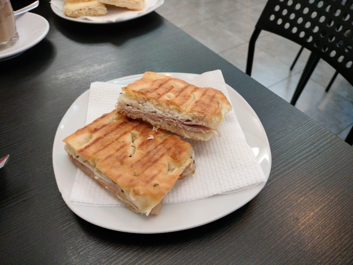 Caffe & Cafe - 6