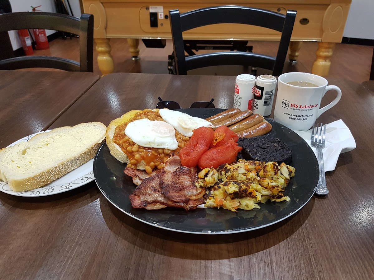 Porky's Cafe T/A The Munch Up - 6