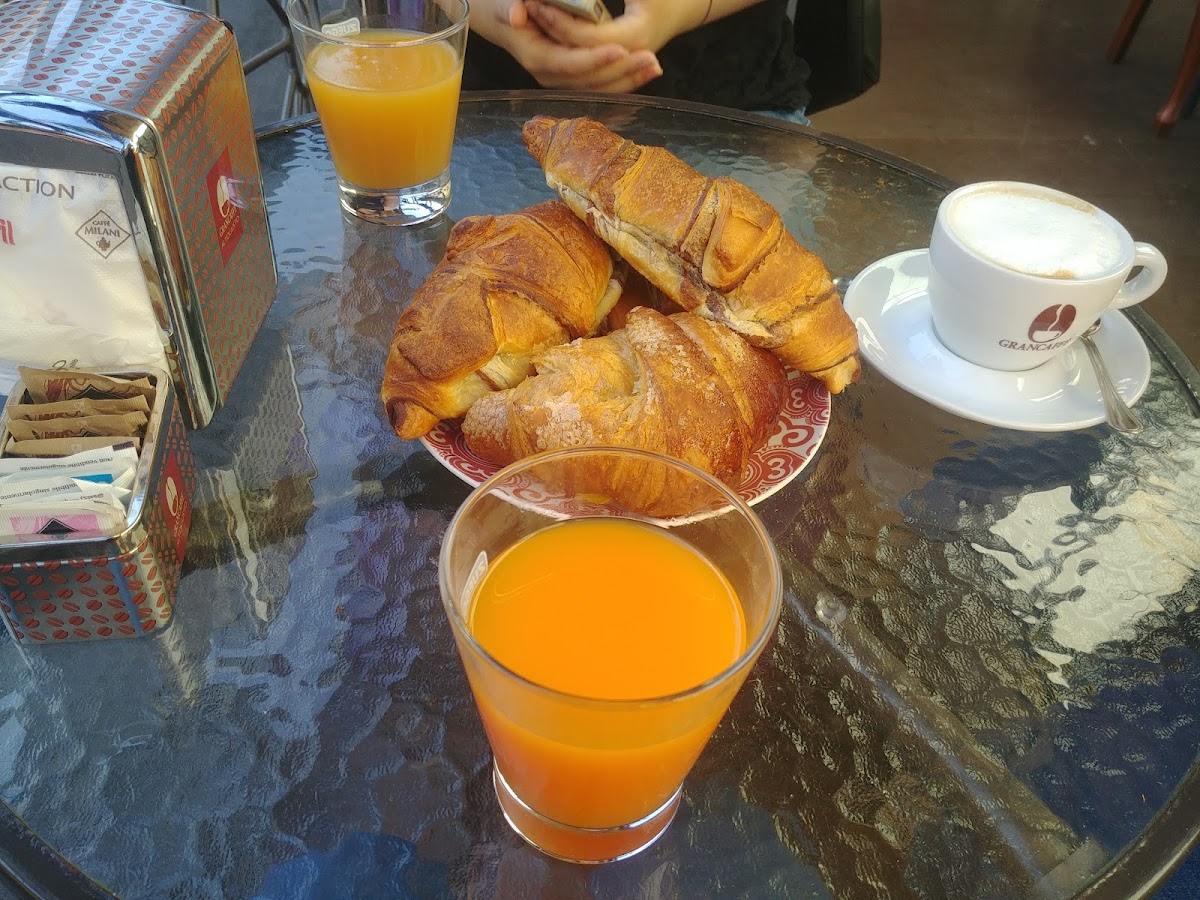 Viola Cafe - 6