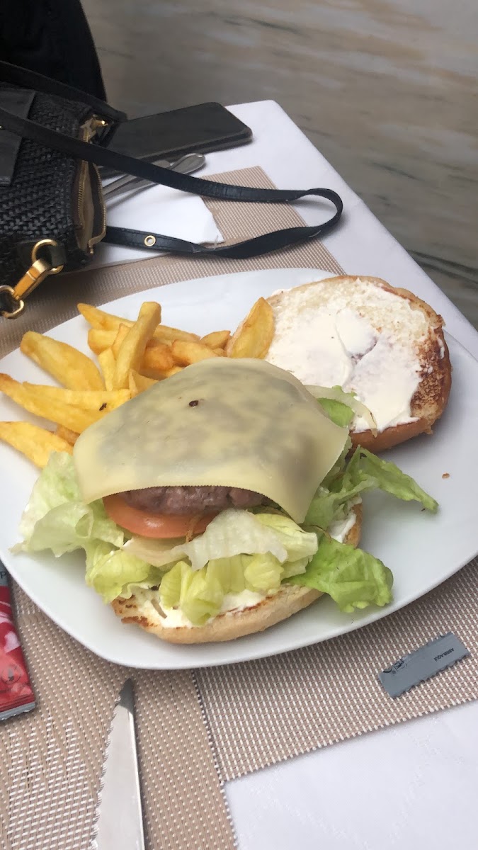 La Galeria Cafe-Bar - 7