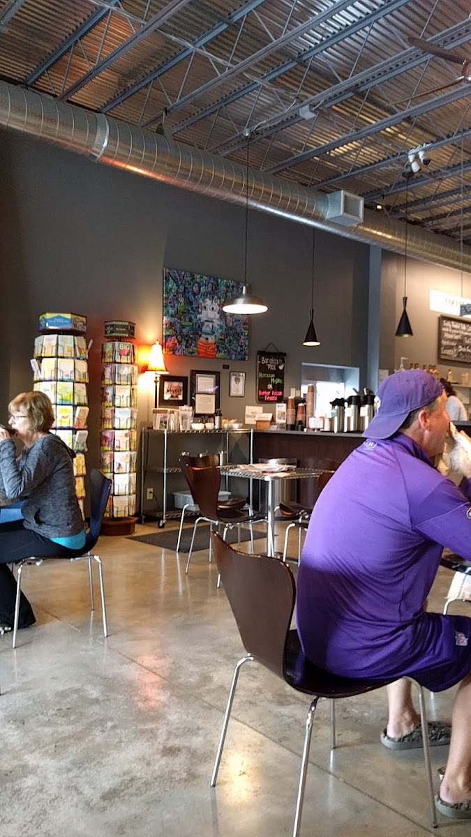 LaJava Express - Inside Zesty's - 4