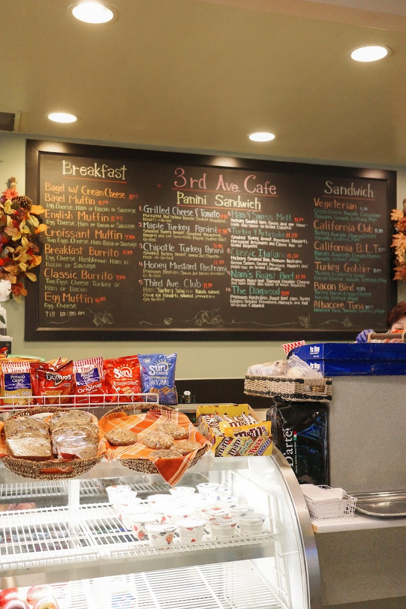 Third Avenue Cafe - 7