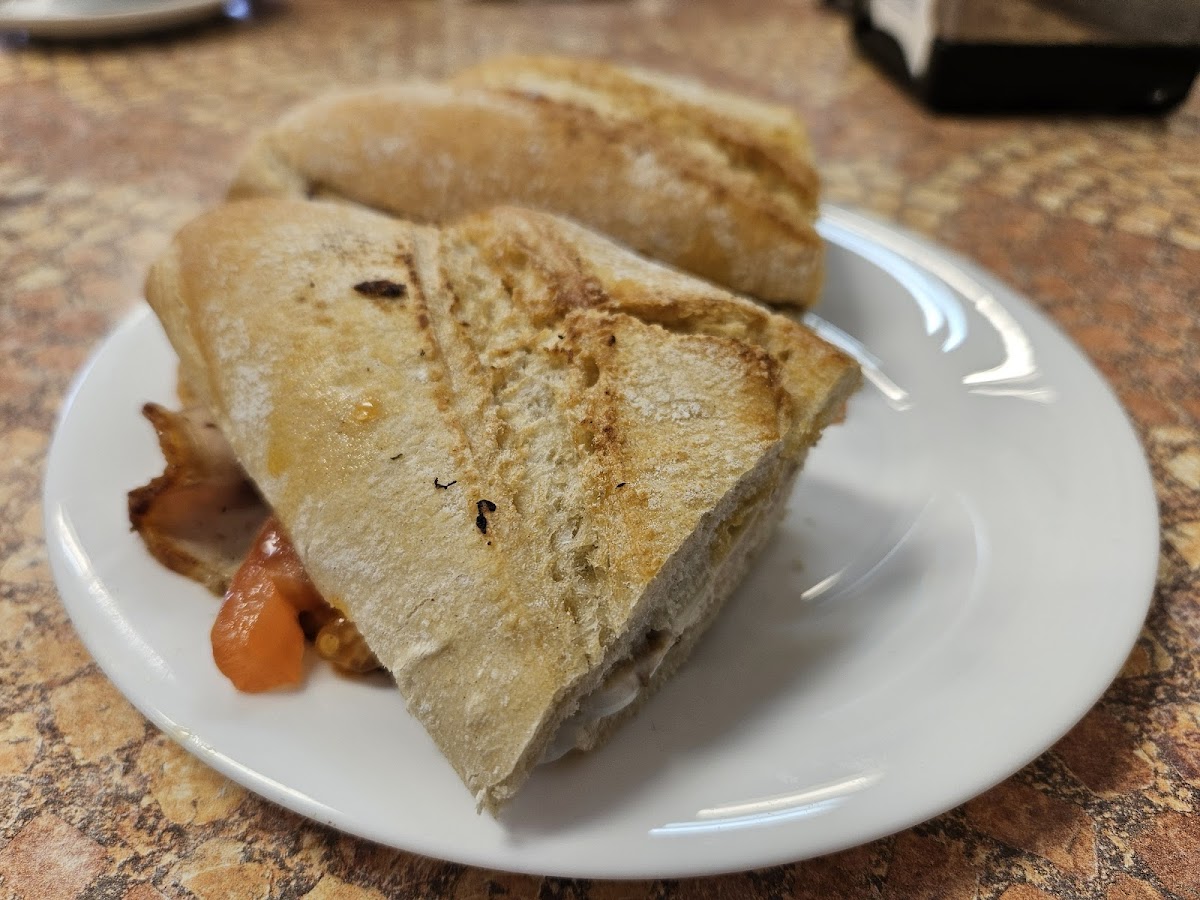 Cafeteria Maritimo - 2