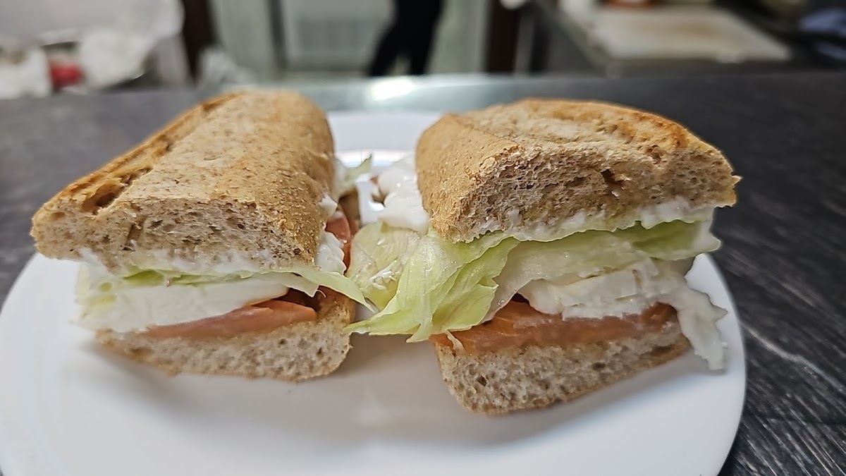 Cafeteria Maritimo - 9