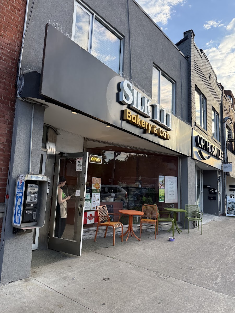 Silk 111 Bakery & Cafe