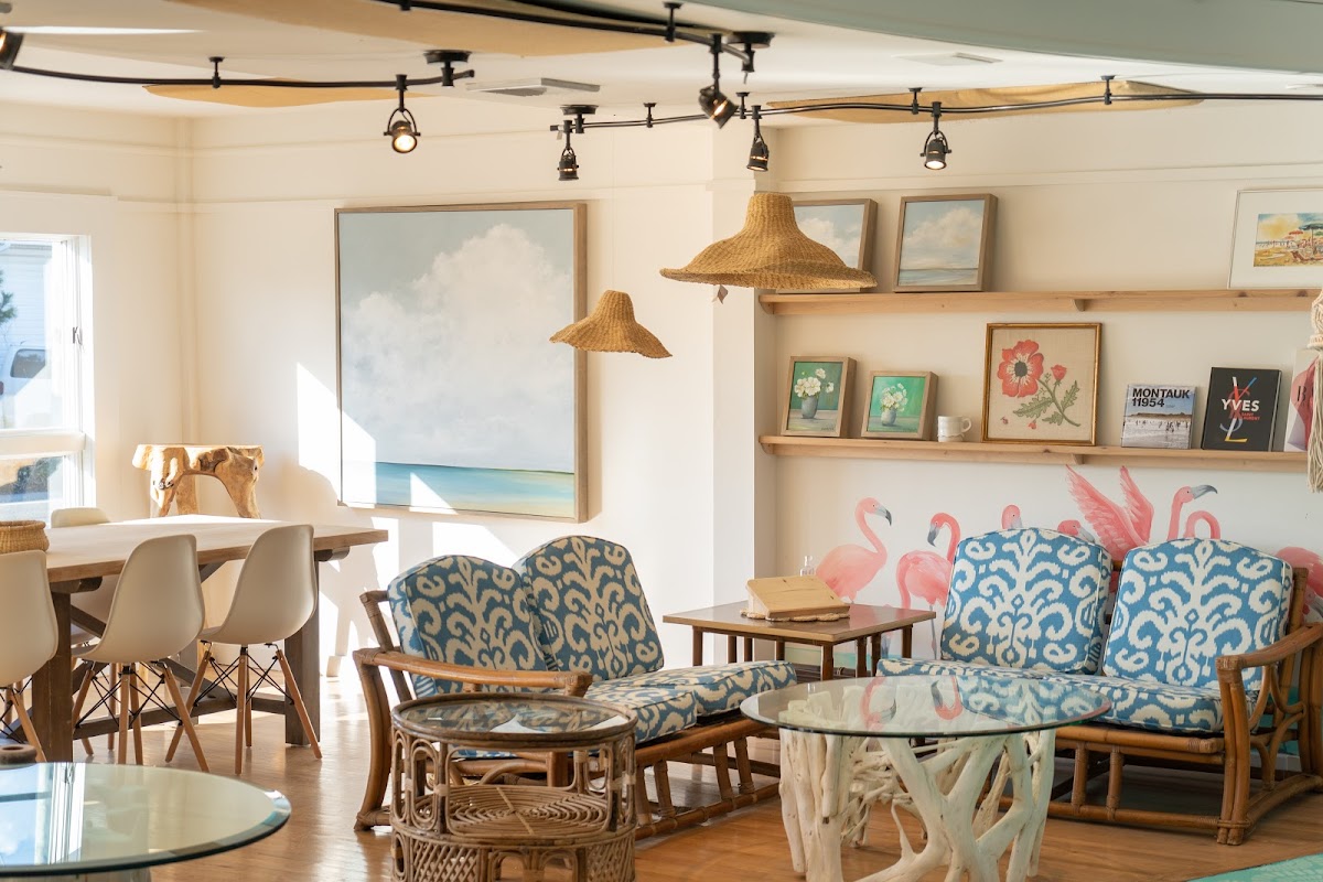 Birdy's Cafe & Artisan Market