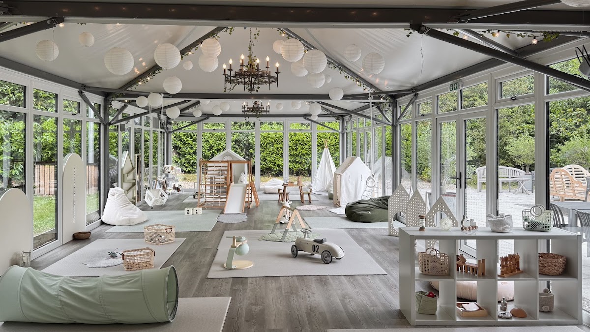 The Little Play Lounge