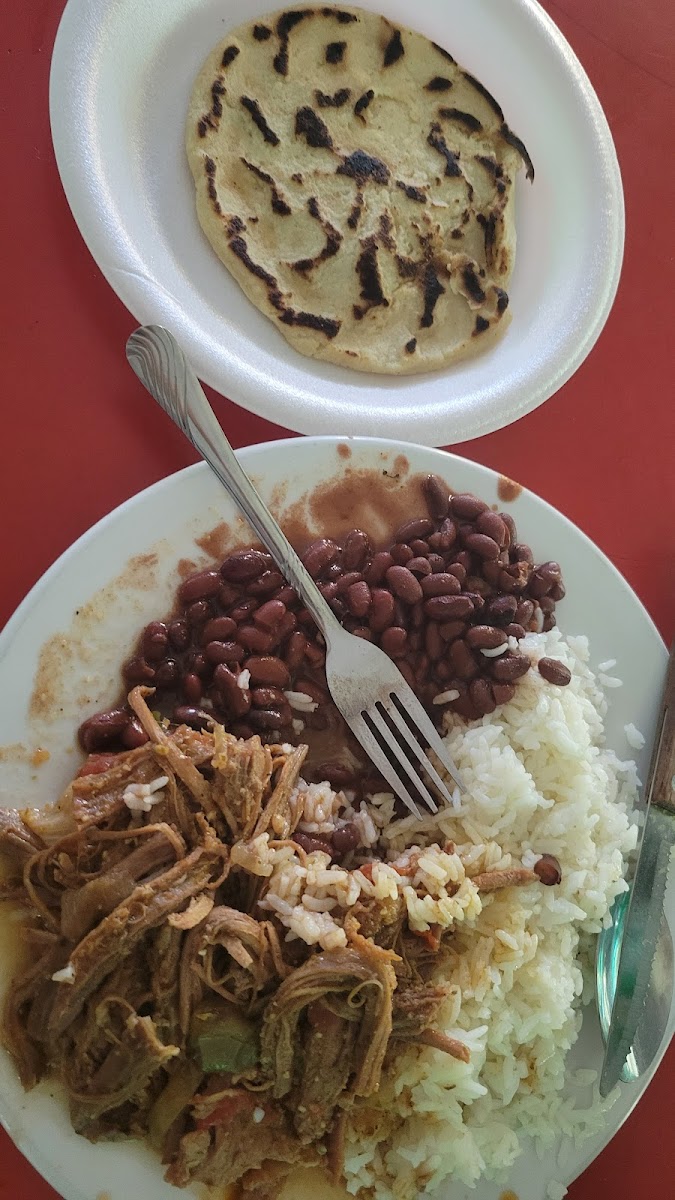 San Miguel Market Cafeteria