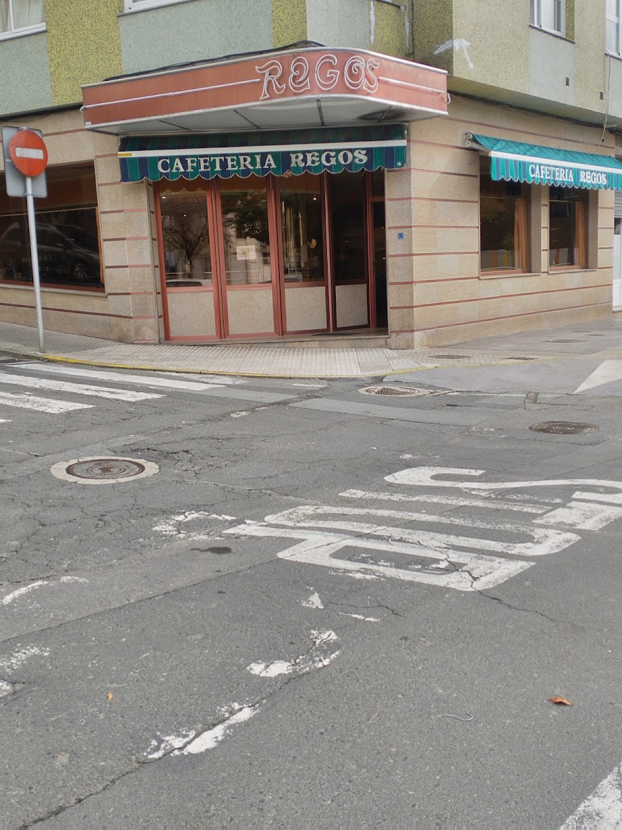 Cafetería Regos Bar