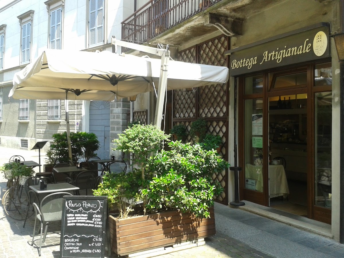 Caffetteria di via Chiapponi