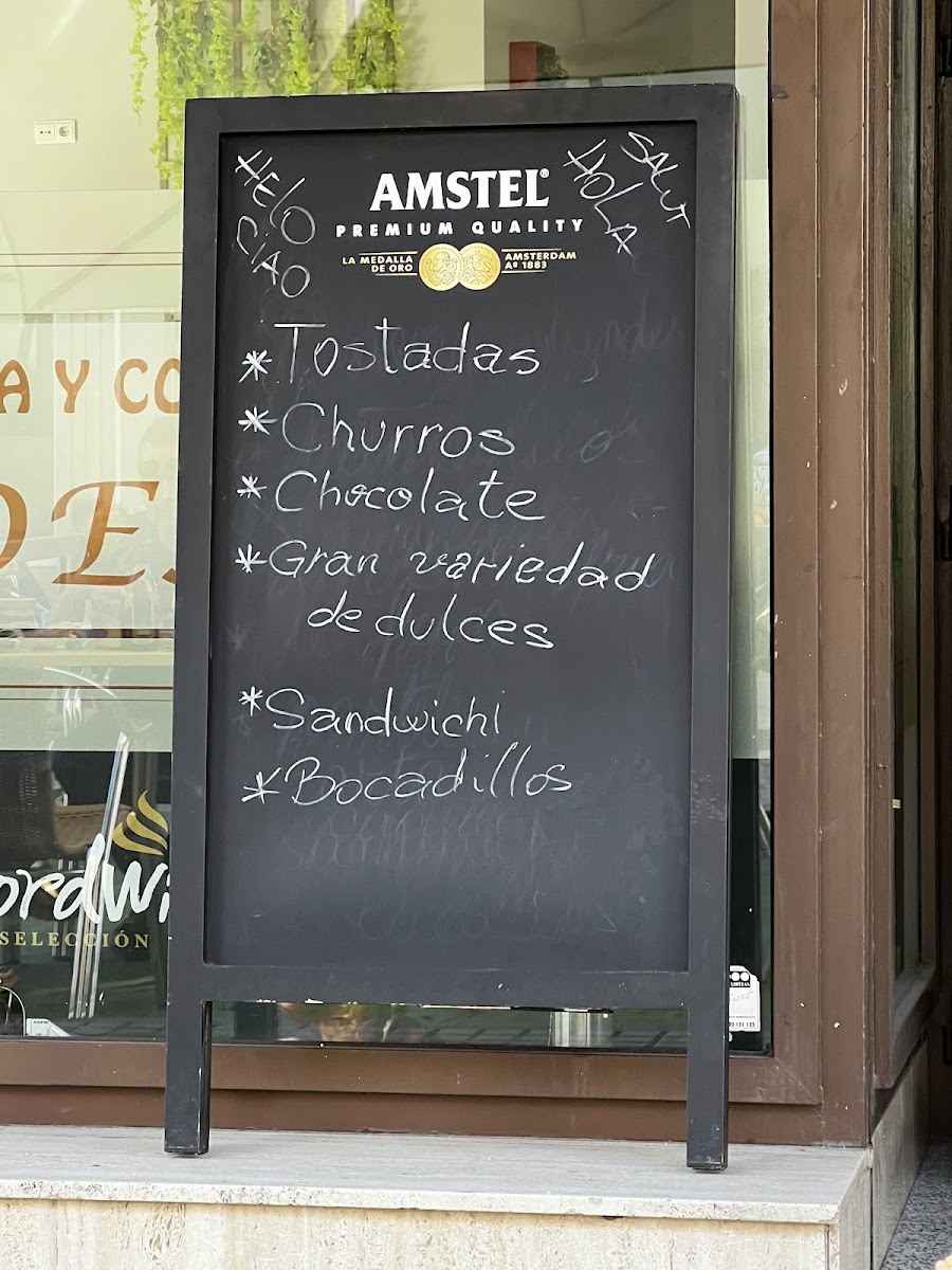 Cafeteria y Confiteria Deny - 1