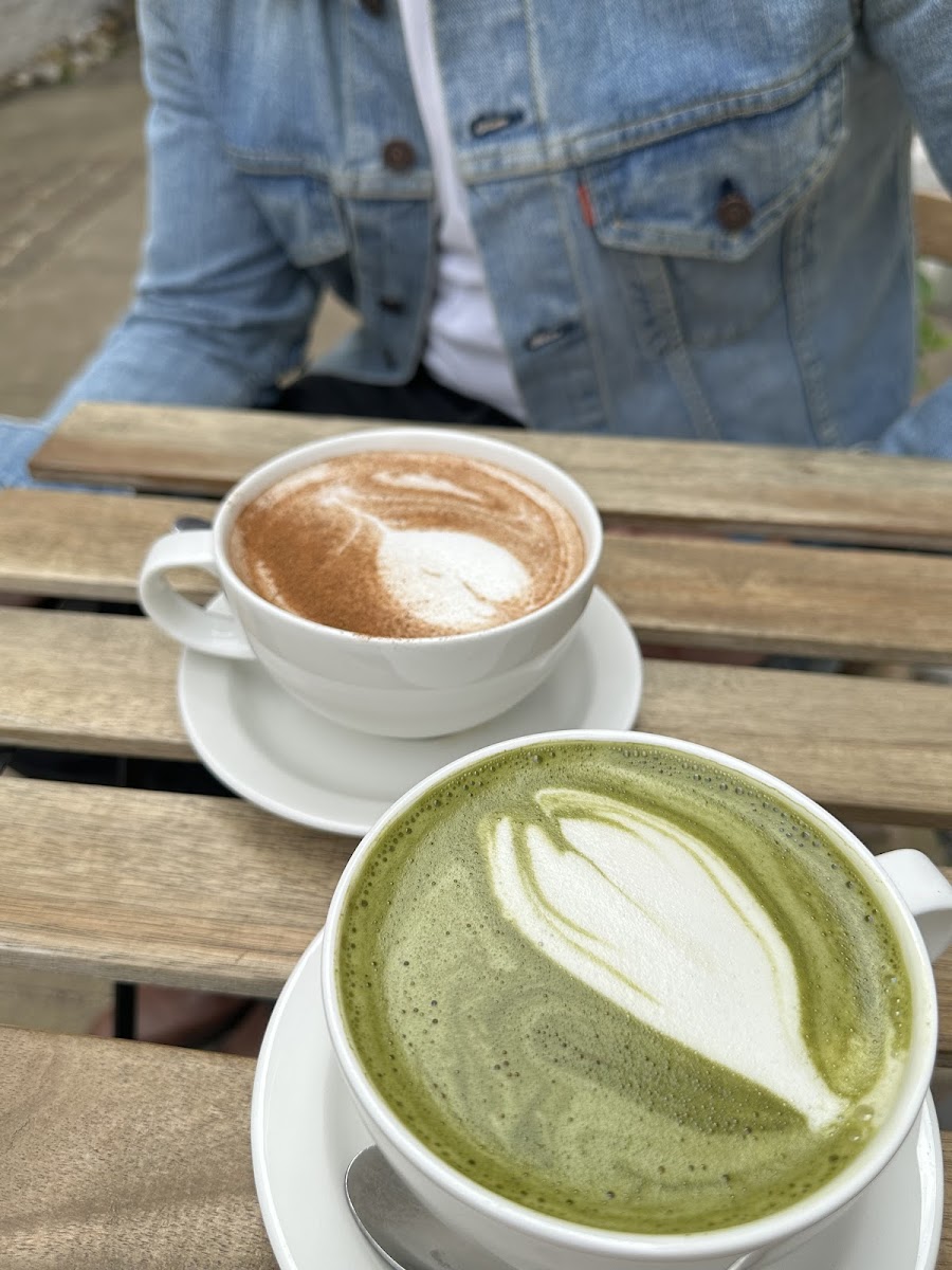 Pages Coffee House - 9