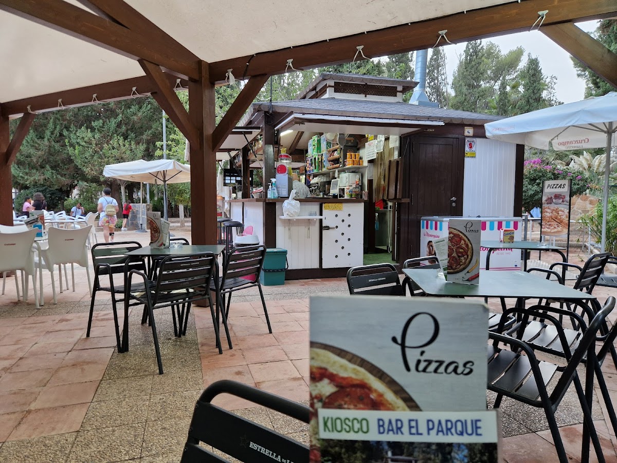 Parque Municipal Cafe. - 9
