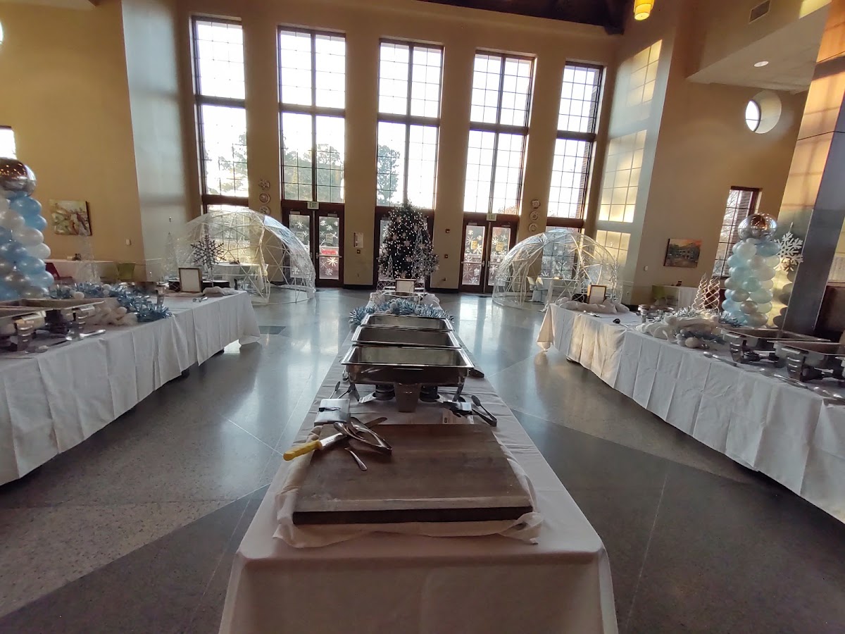 Lakeside Dining Hall