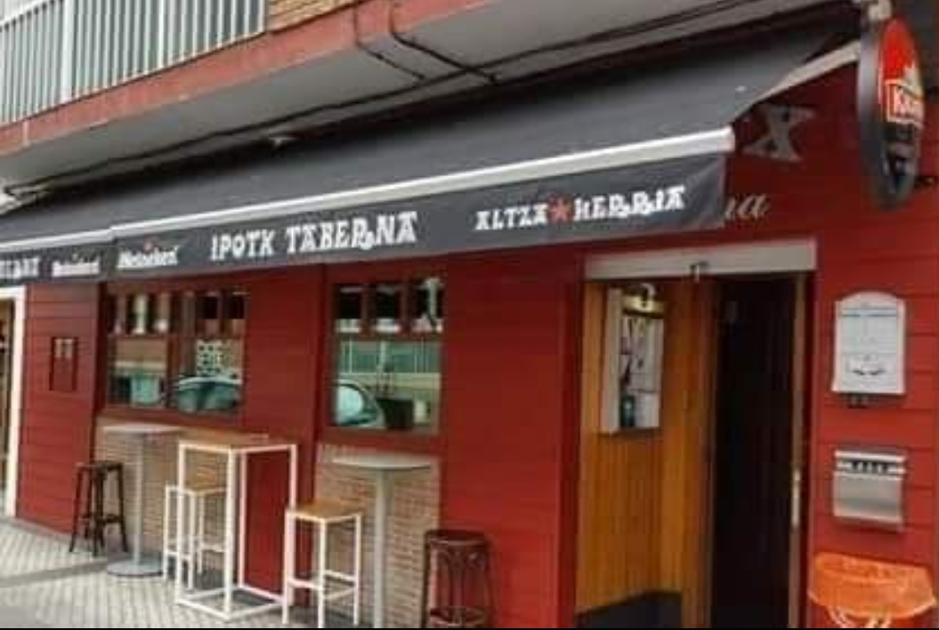 Iñaki Urtiaga Carpi Y Otro C B