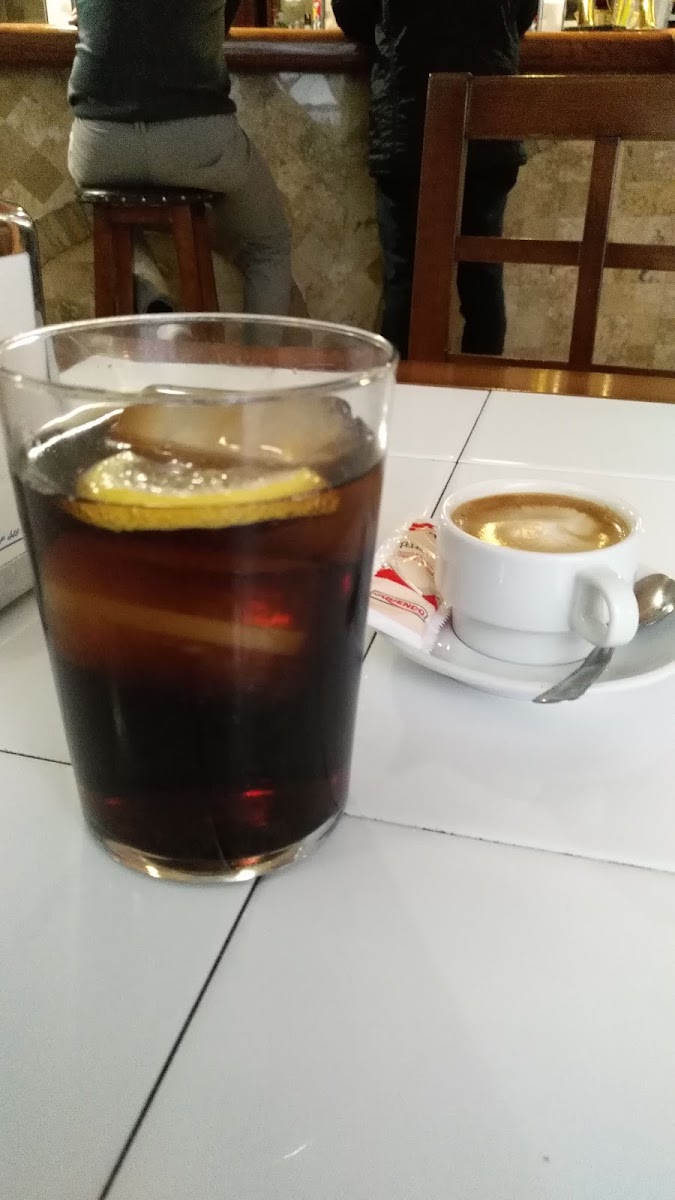 'El Pozo' Cafeteria. Pasteles - 6