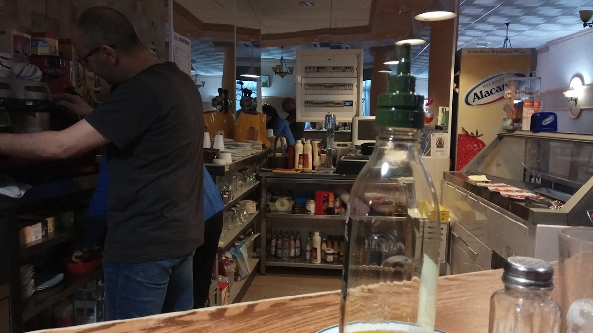 'El Pozo' Cafeteria. Pasteles - 9