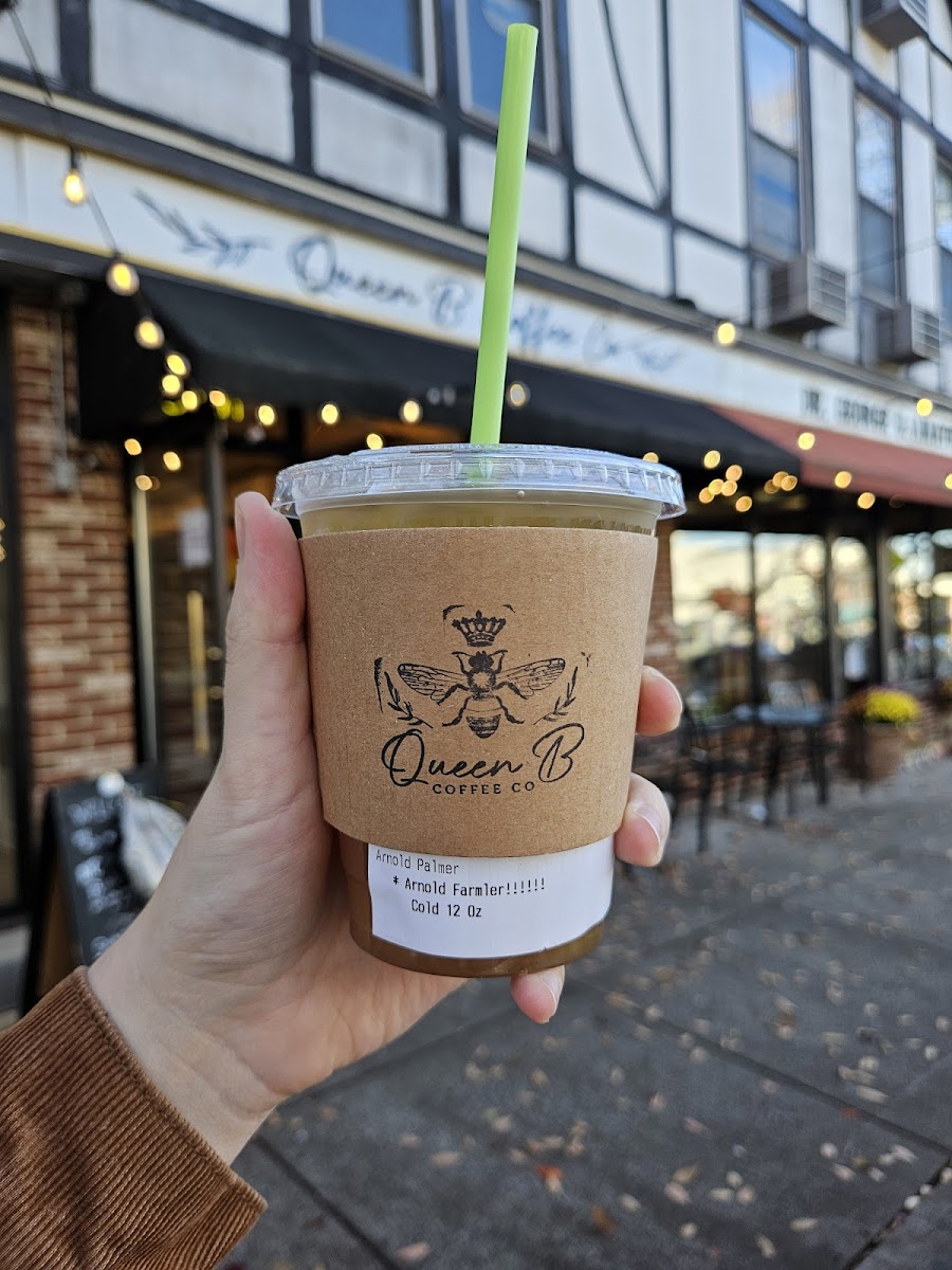Queen B Coffee Company - 4