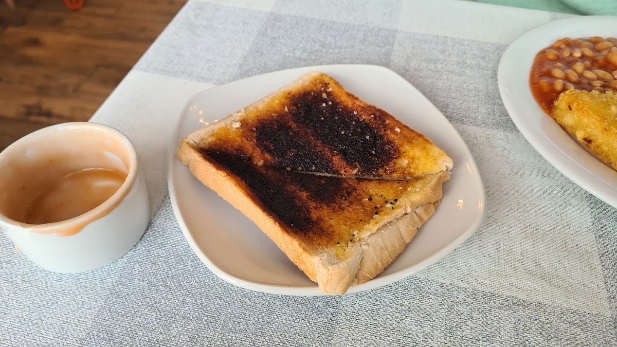Lol's Cafe - 4