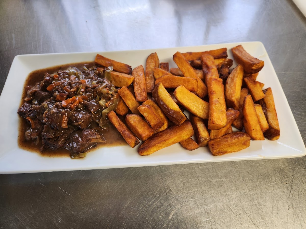 Beltie Cafe & Bistro - 4