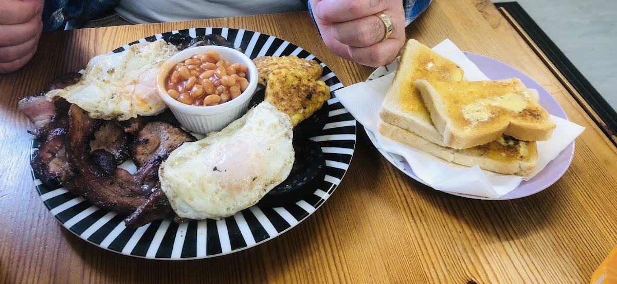 Beltie Cafe & Bistro - 7