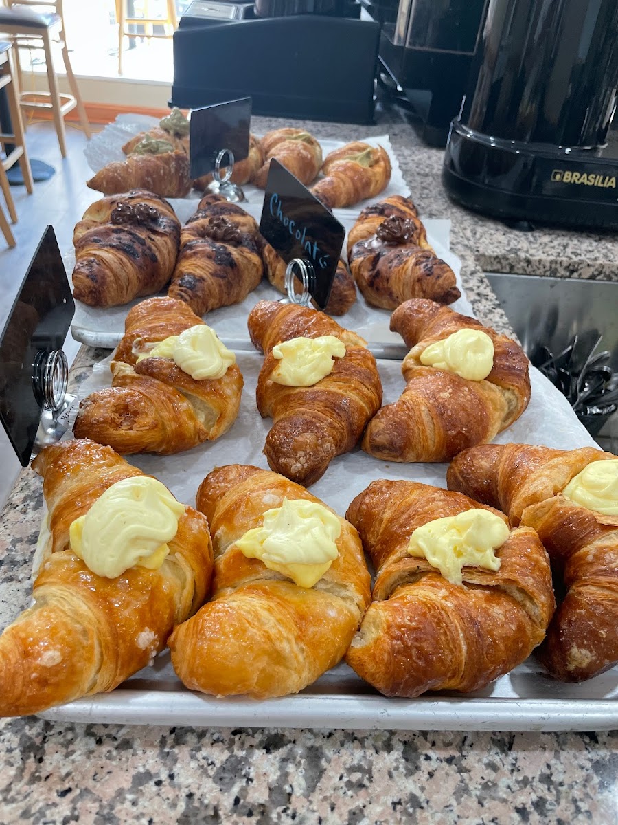 Dolce Gelato & Espresso Bar - 6
