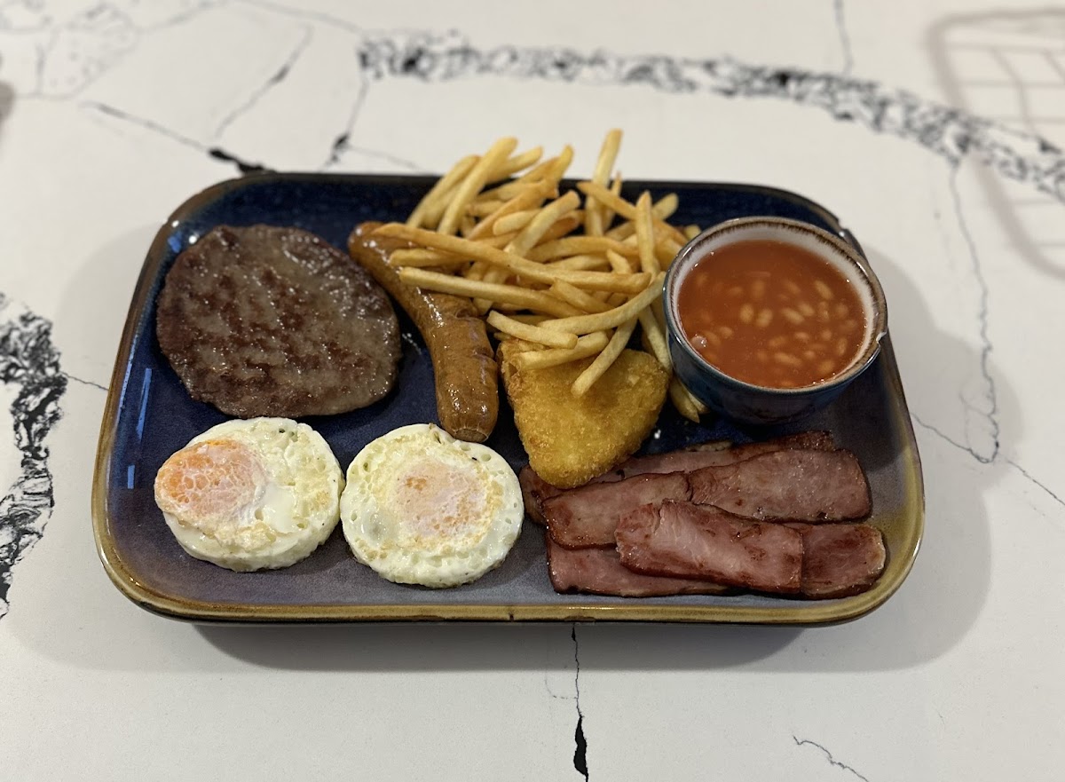 Harvest Cafe Breakfast-Lunch-Diner (Avenue Cafe) - 4