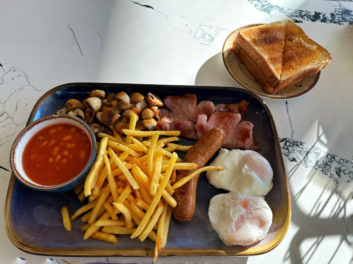 Harvest Cafe Breakfast-Lunch-Diner (Avenue Cafe) - 7