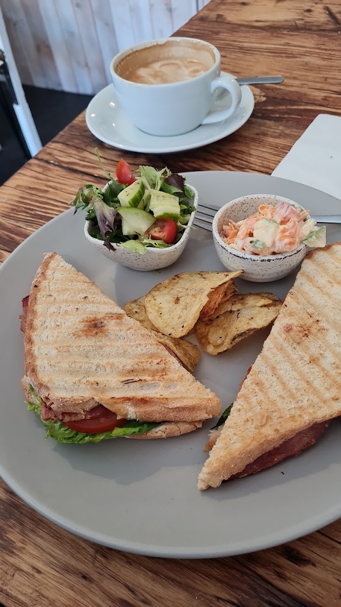 Tiffin & Co. - 7