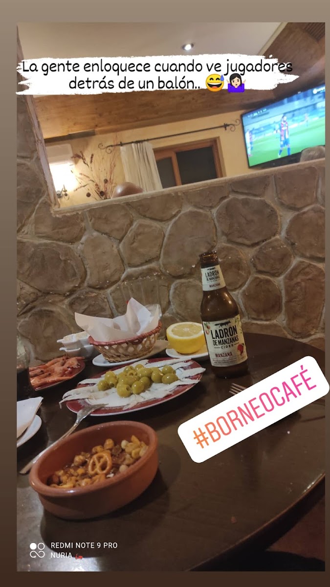 Borneo Café - 8